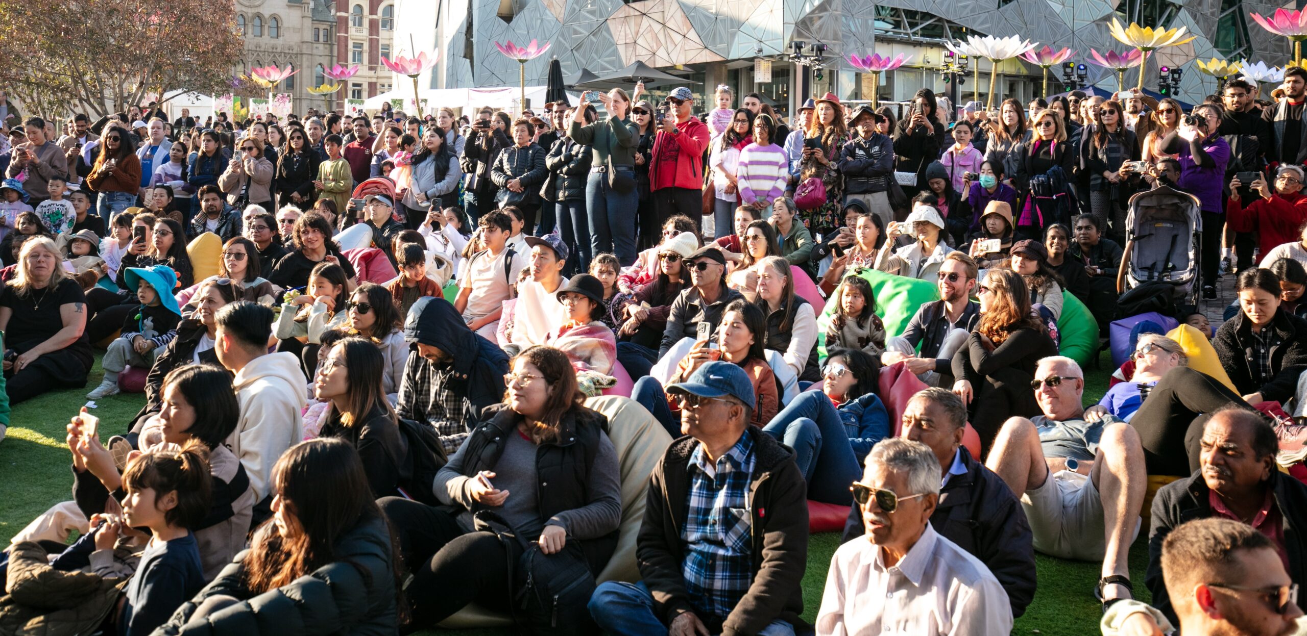 bdmf-melbourne-crowd